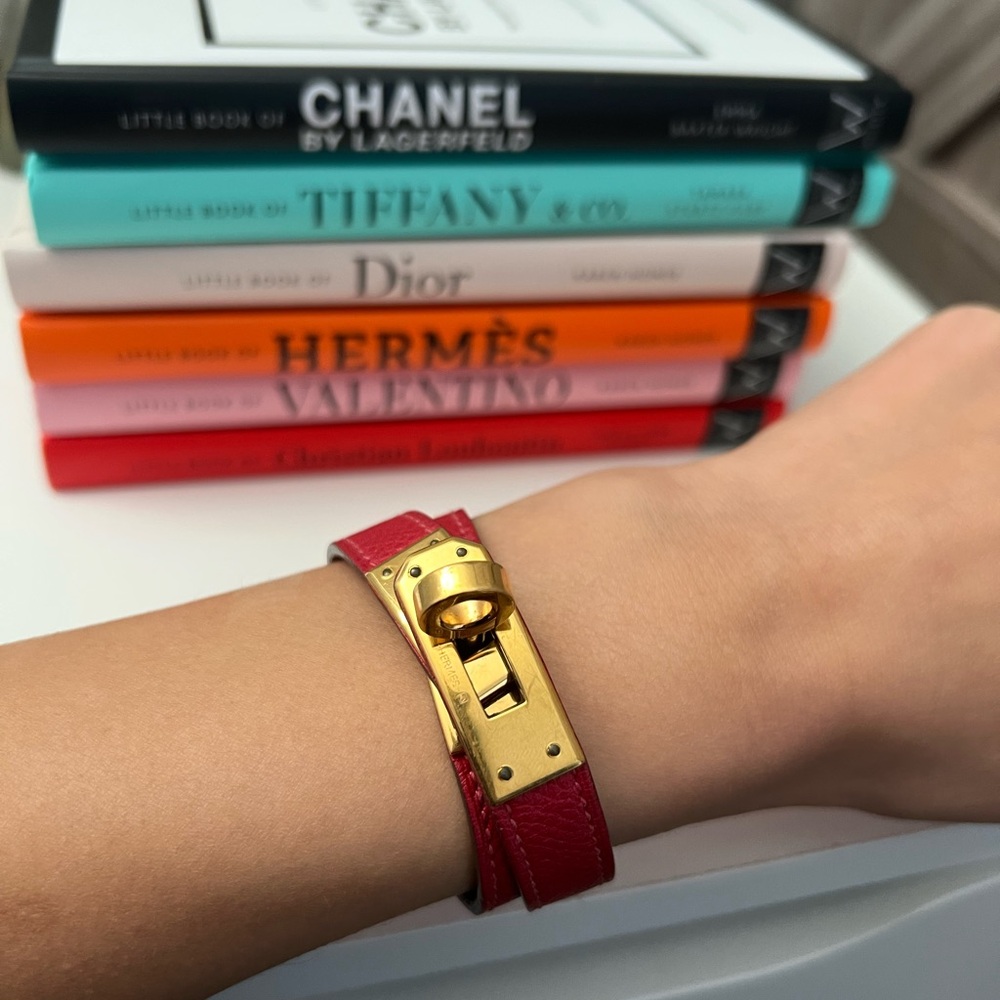 Hermes red Leather kelt Bracelet with Gold Clasp